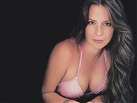 Celebrities: holly marie combs
