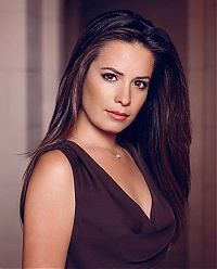 TopRq.com search results: holly marie combs