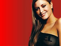 Celebrities: holly valance