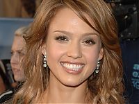 Celebrities: Jessica Alba