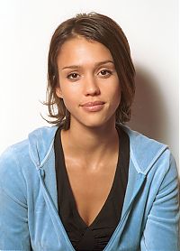 Celebrities: Jessica Alba