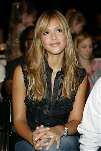 Celebrities: Jessica Alba