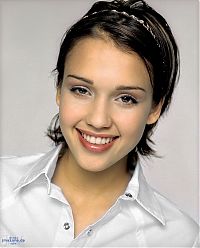 Celebrities: Jessica Alba