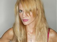 Celebrities: jolene blalock