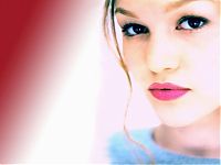 Celebrities: julia stiles