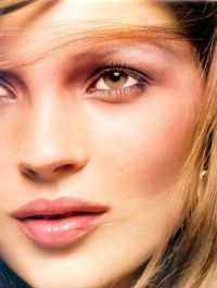 Celebrities: Kate Moss