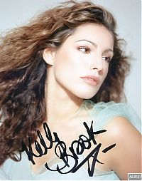 Celebrities: Kelly Brook