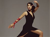 Celebrities: kelly hu