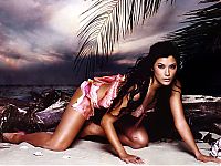 Celebrities: kelly hu