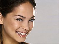 Celebrities: kristin kreuk