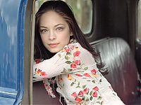 Celebrities: kristin kreuk