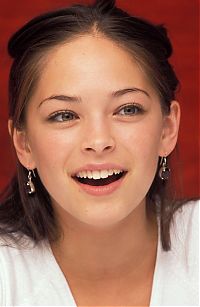 Celebrities: kristin kreuk