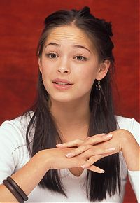 Celebrities: kristin kreuk