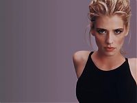 Celebrities: kristy swanson