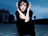 TopRq.com search results: maggie gyllenhaal