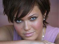 Celebrities: mandy moore