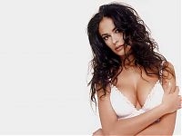 TopRq.com search results: maria grazia cucinotta