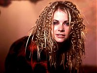 Celebrities: melissa joan hart