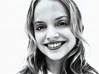 TopRq.com search results: mena suvari