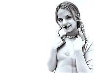 TopRq.com search results: mena suvari