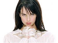 Celebrities: mia kirshner