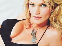 Celebrities: natasha henstridge