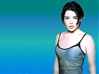 Celebrities: neve campbell