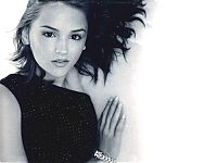 Celebrities: rachael leigh cook