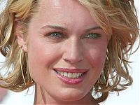 Celebrities: rebecca romijn stamos