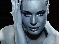 Celebrities: rebecca romijn stamos