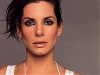 Celebrities: sandra bullock