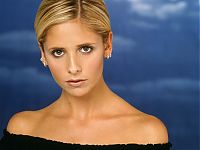 Celebrities: sarah michelle gellar