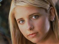 Celebrities: sarah michelle gellar