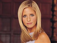 Celebrities: sarah michelle gellar