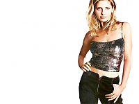 Celebrities: sarah michelle gellar