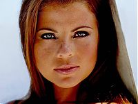 Celebrities: yasmine bleeth