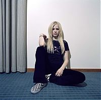 TopRq.com search results: Avril Ramona Lavigne