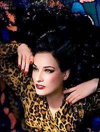 Celebrities: Dita Von Teese