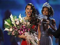 Celebrities: Stephanie Fernandez, Miss Universe 2009, Venezuela