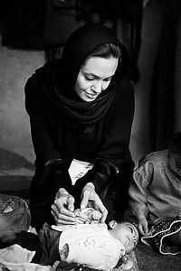 Celebrities: Angelina Jolie in Afghanistan