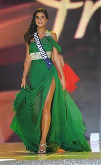 Celebrities: Malika Menard, Miss France 2010