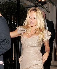 Celebrities: Pamela Denise Anderson