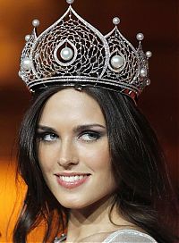 Celebrities: Irina Antonenko, Miss Russia 2010