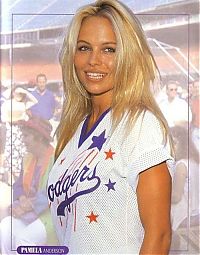 Celebrities: Pamela Denise Anderson