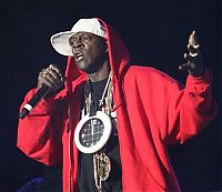 Celebrities: Flavor Flav