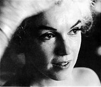 Celebrities: Marilyn Monroe by Bertram Stern