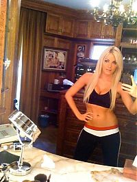 Celebrities: crystal harris