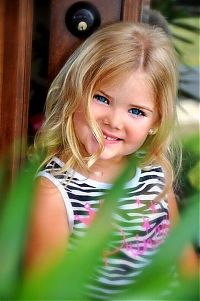 Celebrities: Eden Alexxa Wood, 5-year girl, United States