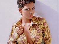 Celebrities: halle berry