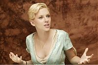 Celebrities: Scarlett Johansson